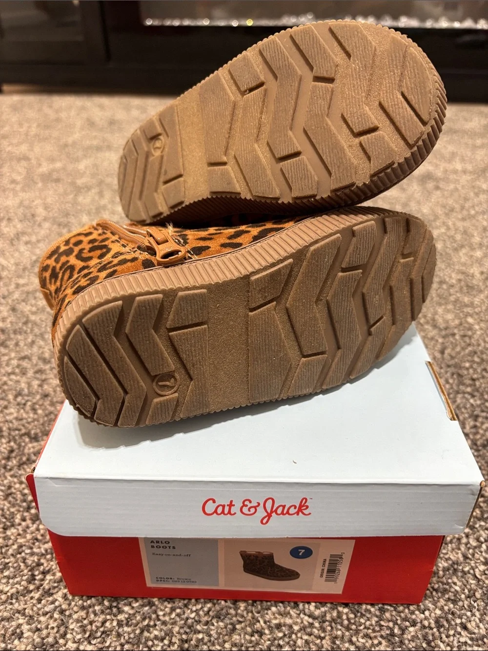 Cat & Jack Toddler 7c leopard print fashion boots